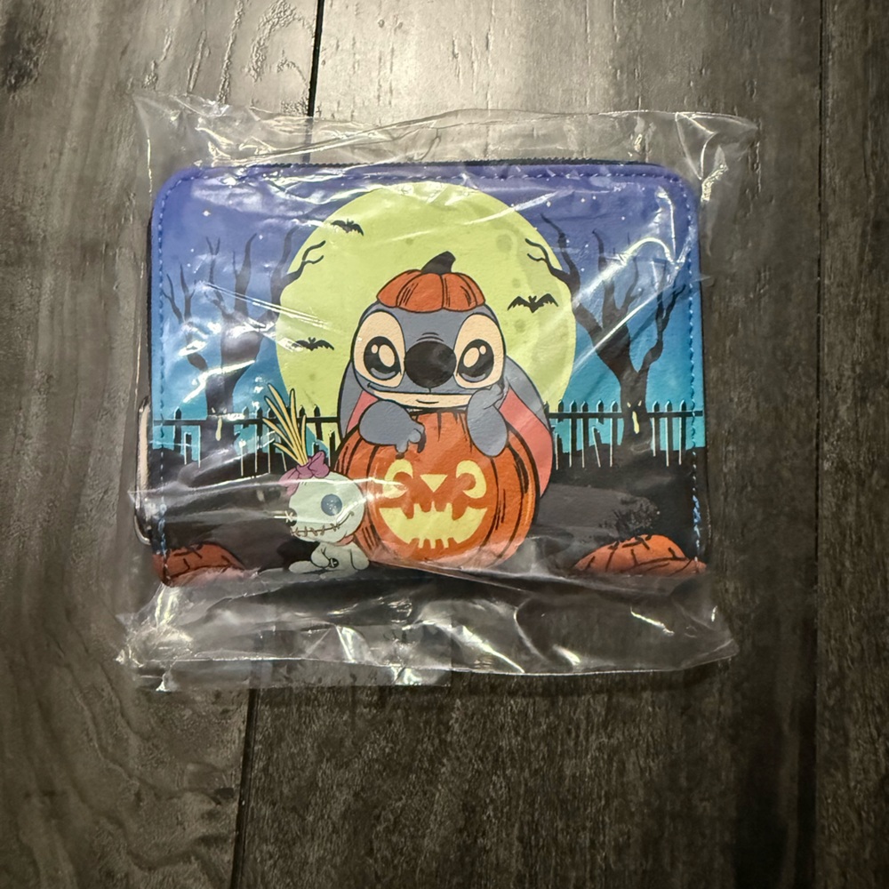 Loungefly Halloween Stitch Wallet